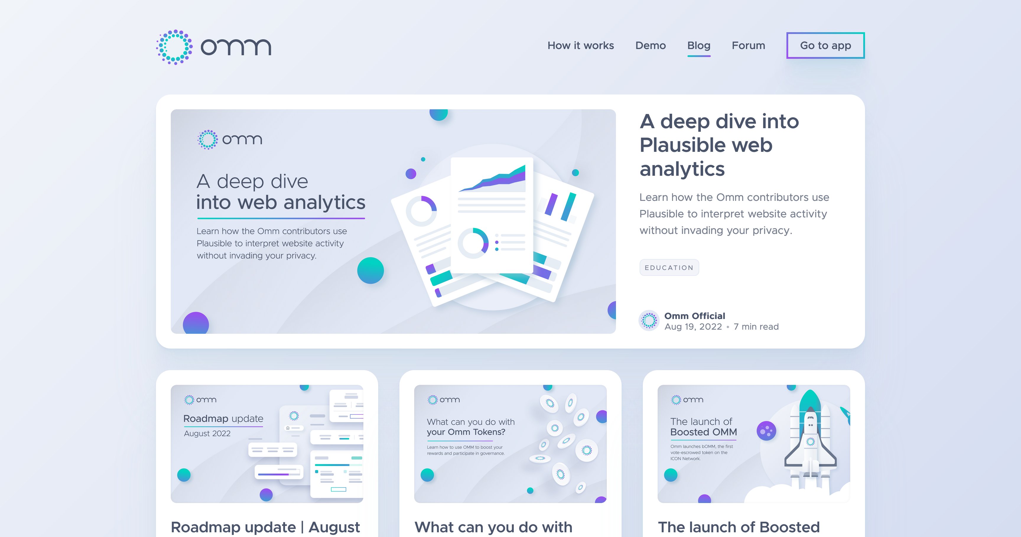 Omm blog with a featured analytics article above three article cards, using matching pale backgrounds and green-and-purple illustrations.